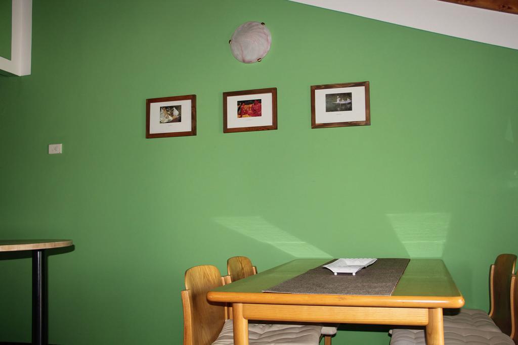 Veranda Beach Apartment Pianello Del Lario Phòng bức ảnh