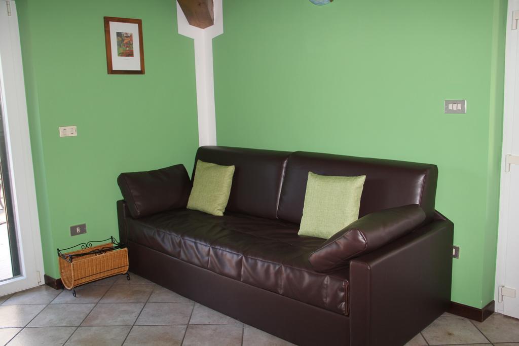 Veranda Beach Apartment Pianello Del Lario Phòng bức ảnh