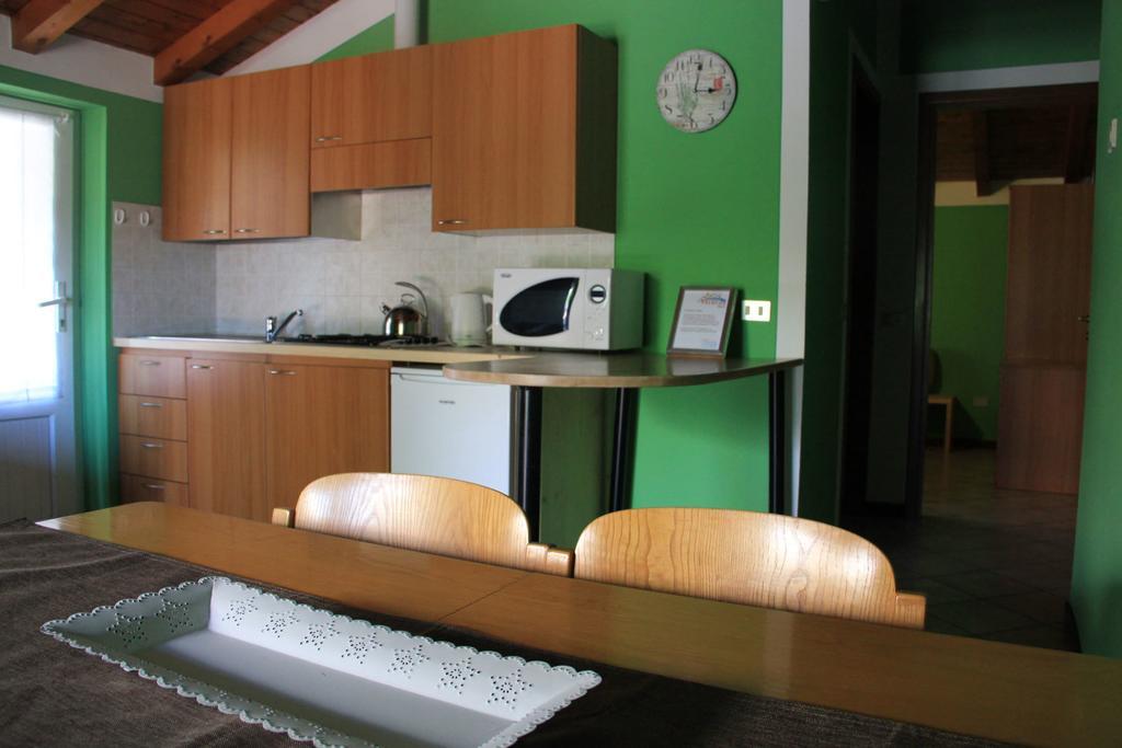 Veranda Beach Apartment Pianello Del Lario Phòng bức ảnh